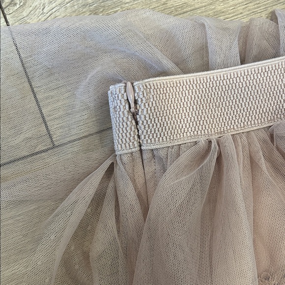 NWT Anthropologie Ruffled Tulle Midi Skirt in Pink - Picture 5 of 5